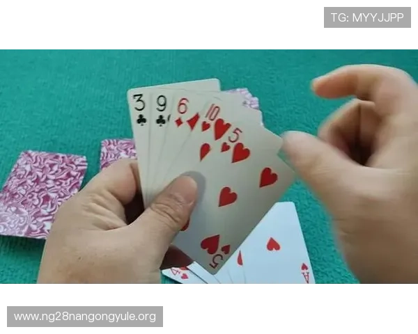 如何在牛牛扑克牌游戏中快速提升牌技与赢取更多奖励的方法